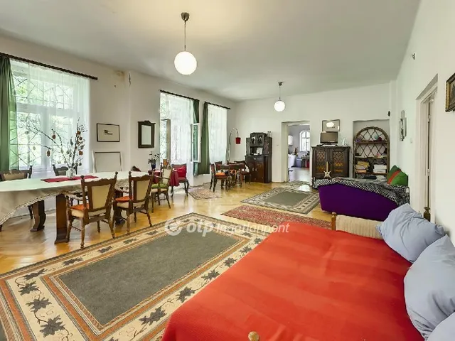 Eladó ház Visonta 1195 nm