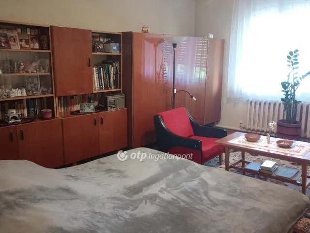 Eladó ház Csány 122 nm