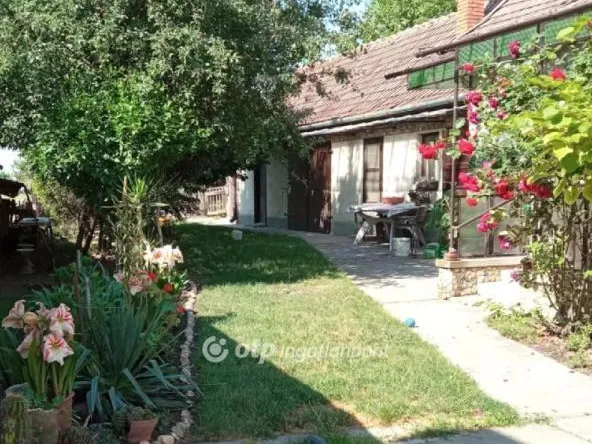 Eladó ház Csány 122 nm
