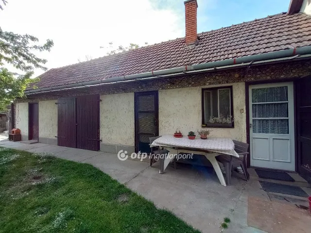 Eladó ház Csány 122 nm