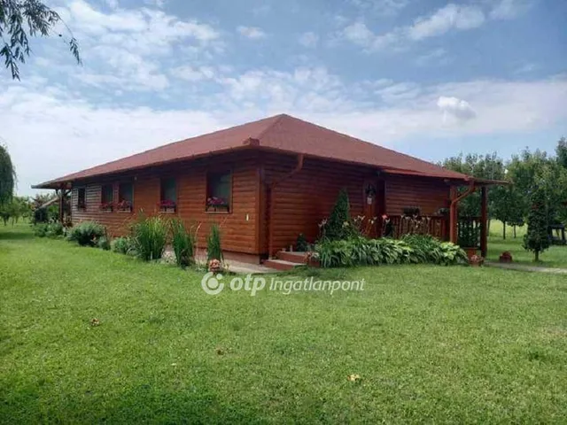 Eladó telek Atkár 29435 nm