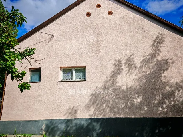 Eladó ház Rózsaszentmárton 87 nm