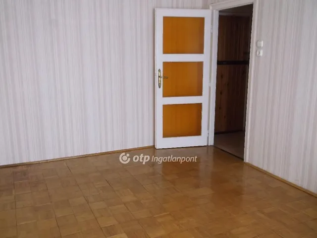 Eladó lakás Gyöngyös 64 nm