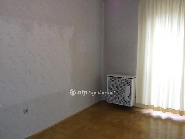 Eladó lakás Gyöngyös 64 nm