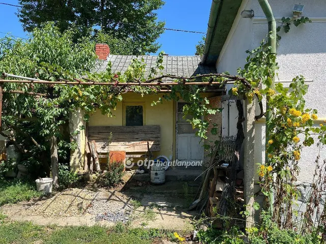 Eladó ház Maklár 50 nm