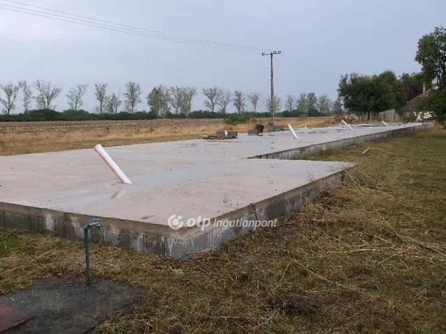 Eladó telek Adács 1079 nm