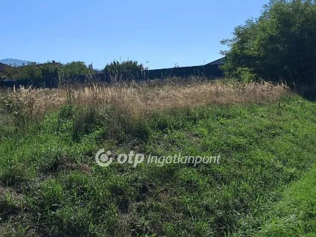 Eladó telek Pásztó 853 nm
