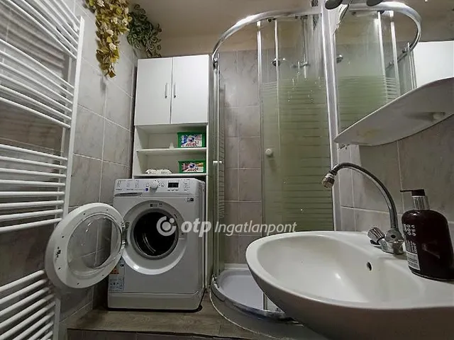 Eladó lakás Gyöngyös 71 nm