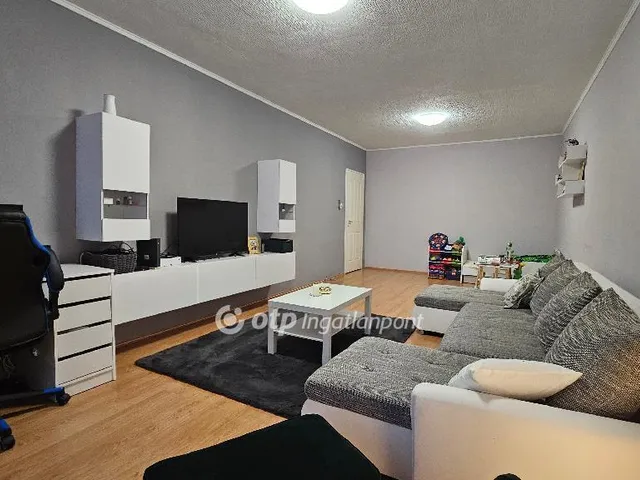 Eladó lakás Eger 65 nm