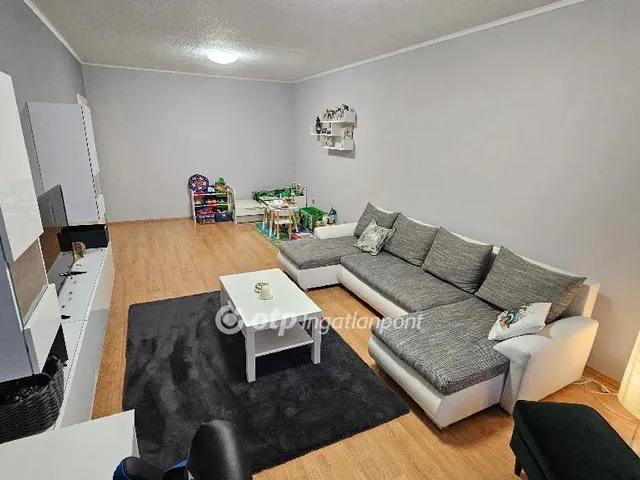 Eladó lakás Eger 65 nm