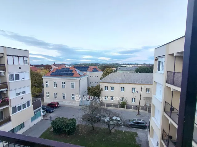 Eladó lakás Hatvan 58 nm