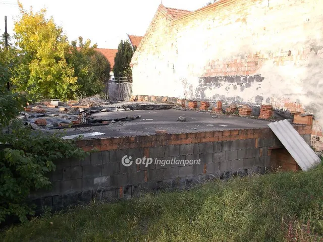 Eladó ház Gyöngyös 30 nm