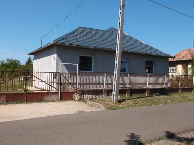 Eladó ház Halmajugra 100 nm