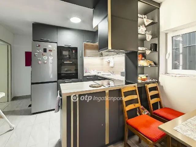 Eladó ház Abasár 52 nm