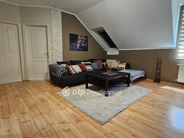 Eladó lakás Bélapátfalva 77 nm