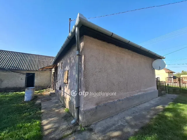 Eladó ház Füzesabony 70 nm