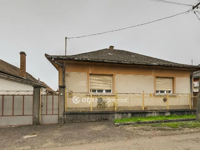 Eladó ház Gyöngyöstarján 105 nm