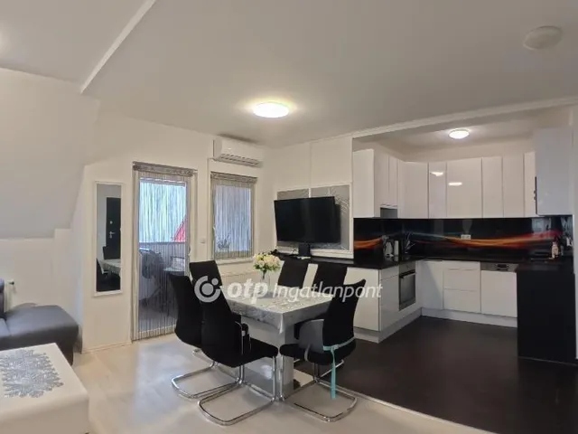 Eladó lakás Eger 77 nm