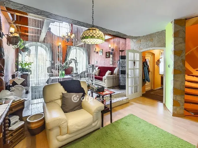 Eladó ház Sülysáp 305 nm