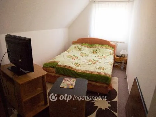 Eladó ház Szűcsi 212 nm