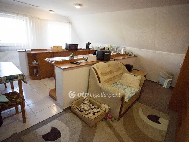 Eladó ház Szűcsi 212 nm