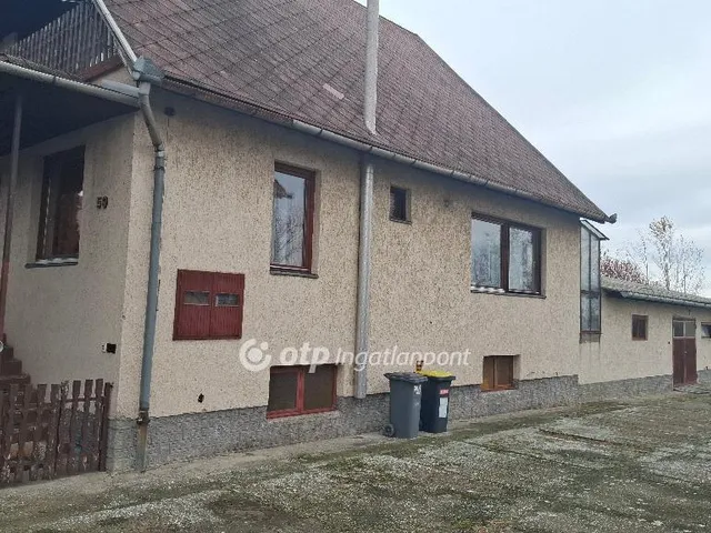 Eladó ház Domoszló 120 nm