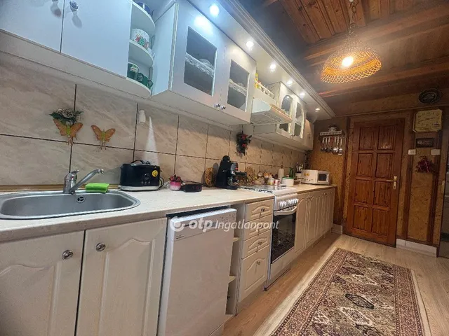 Eladó ház Feldebrő 83 nm