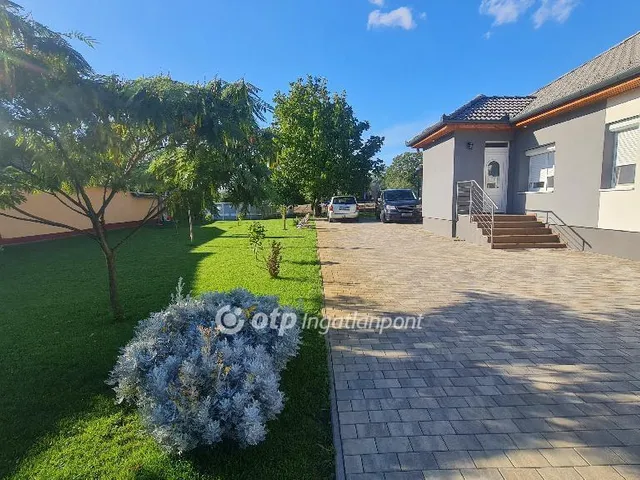 Eladó ház Tenk 126 nm