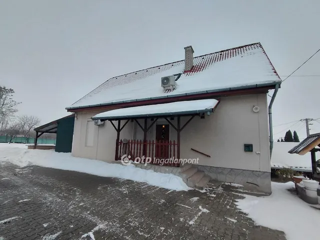 Eladó ház Galgahévíz 133 nm