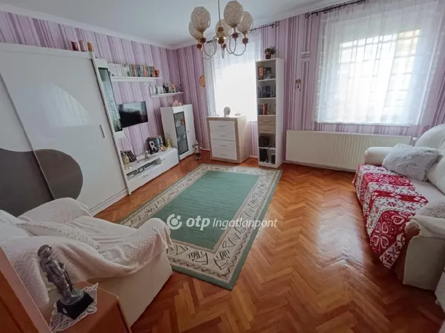 Eladó lakás Eger 52 nm