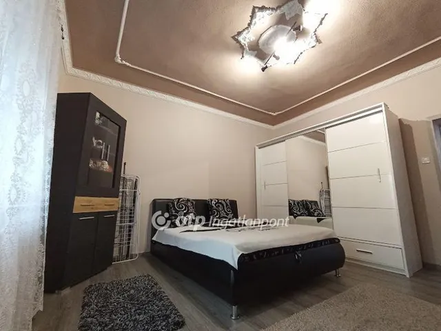 Eladó ház Csány 97 nm