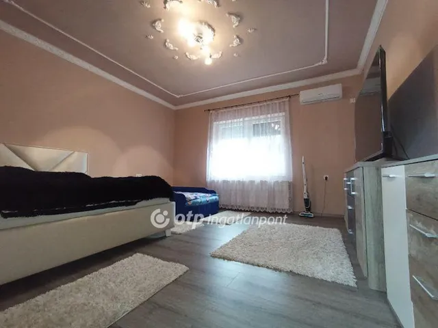 Eladó ház Csány 97 nm