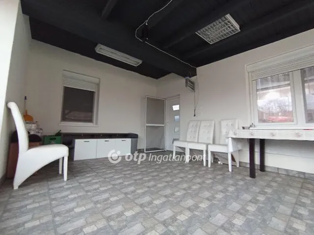 Eladó ház Csány 97 nm