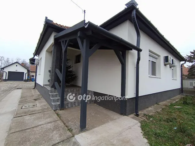 Eladó ház Csány 97 nm