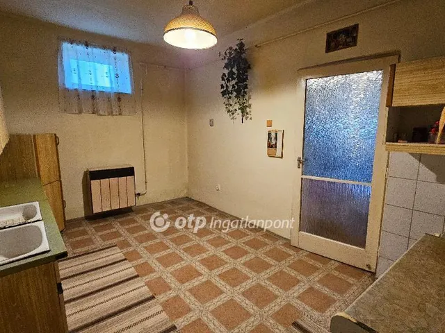 Eladó ház Szihalom 77 nm