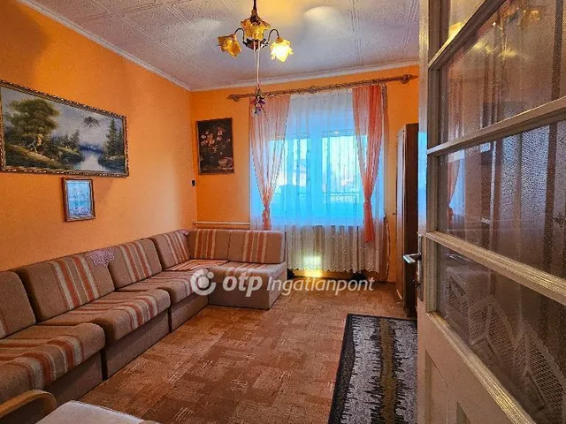 Eladó ház Szihalom 77 nm