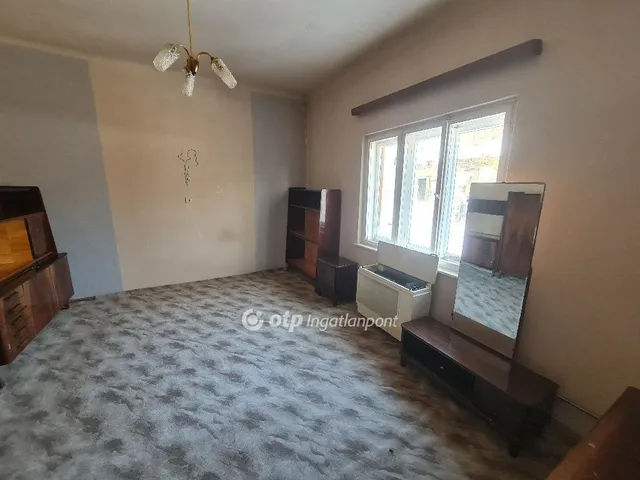 Eladó ház Egercsehi 40 nm