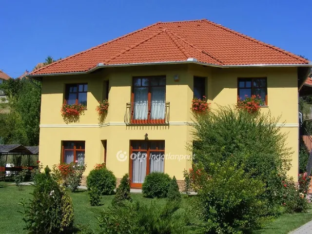 Eladó ház Eger 280 nm