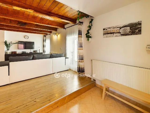 Eladó ház Pétervására 160 nm