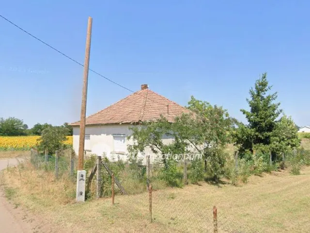 Eladó ház Erdőtelek 67 nm