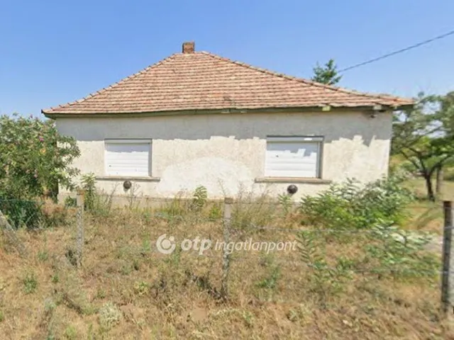 Eladó ház Erdőtelek 67 nm