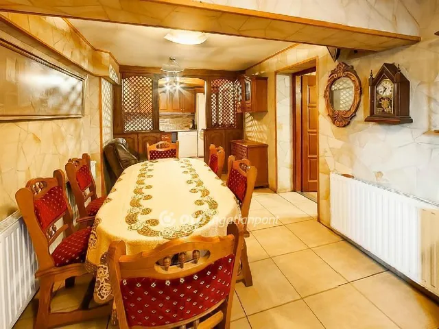 Eladó ház Kerecsend 200 nm