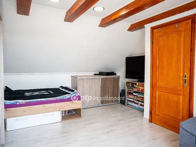 Eladó ház Hatvan 160 nm