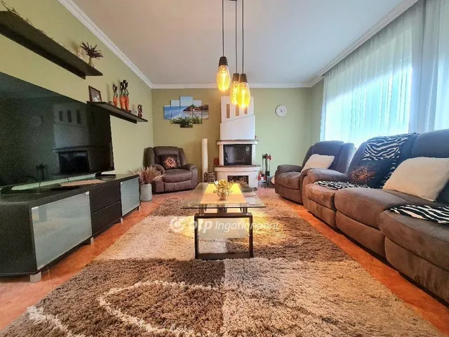 Eladó ház Ostoros 140 nm