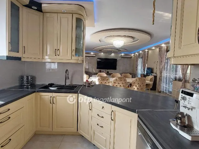 Eladó ház Gödöllő 160 nm