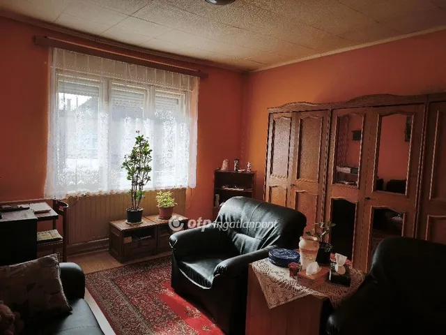 Eladó ház Kápolna 120 nm