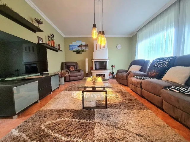 Eladó ház Ostoros 140 nm