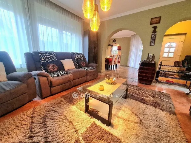 Eladó ház Ostoros 140 nm