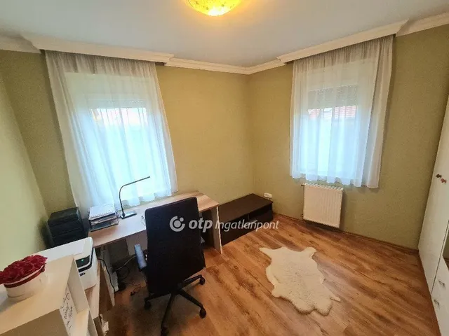 Eladó ház Ostoros 140 nm