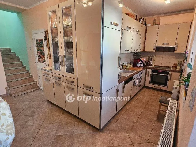 Eladó ház Eger 141 nm